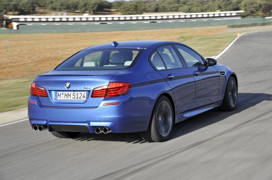  BMW M5 2011 года  (фото 127 из 344)